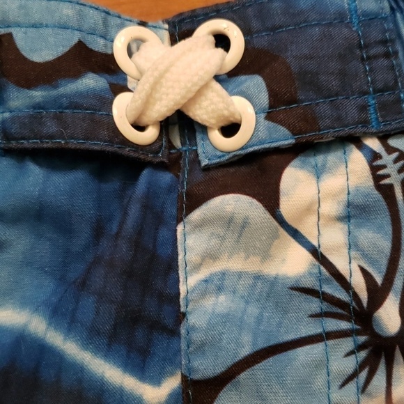 ☃️op Swim Trunks 24 Month Hawaiian Print Blue - Picture 5 of 7